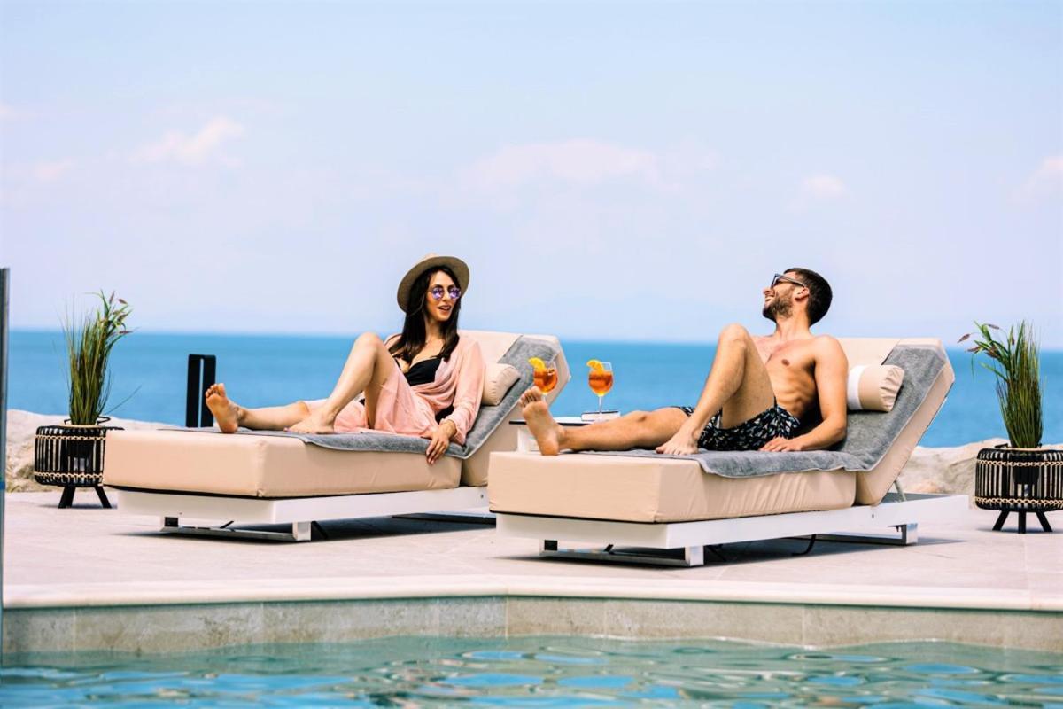 Akrotiri Olympus Luxury Suites - Adults Only Plaka Litochorou Ngoại thất bức ảnh