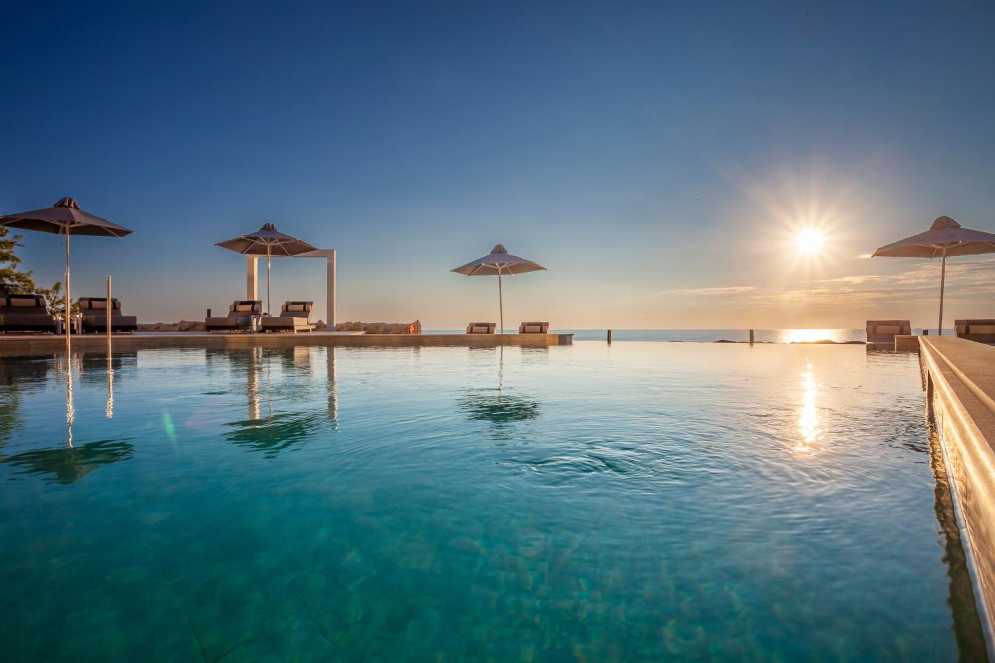 Akrotiri Olympus Luxury Suites - Adults Only Plaka Litochorou Ngoại thất bức ảnh